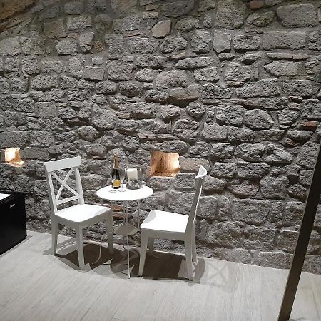 Al22 Di Piazza Del Gesu Hotel Viterbo Eksteriør billede