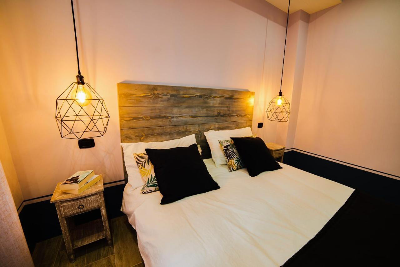 Al22 Di Piazza Del Gesu Hotel Viterbo Eksteriør billede